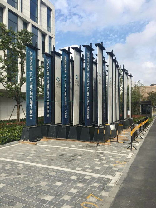 上海戶外廣告一站式服務 圖工廠接單、設計策劃、制作發布與代理代辦